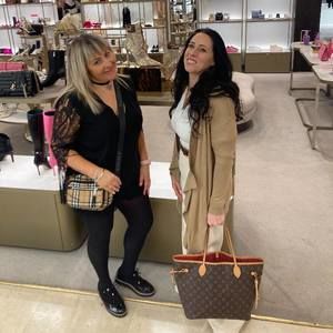 Meet your Posher, Alexandra